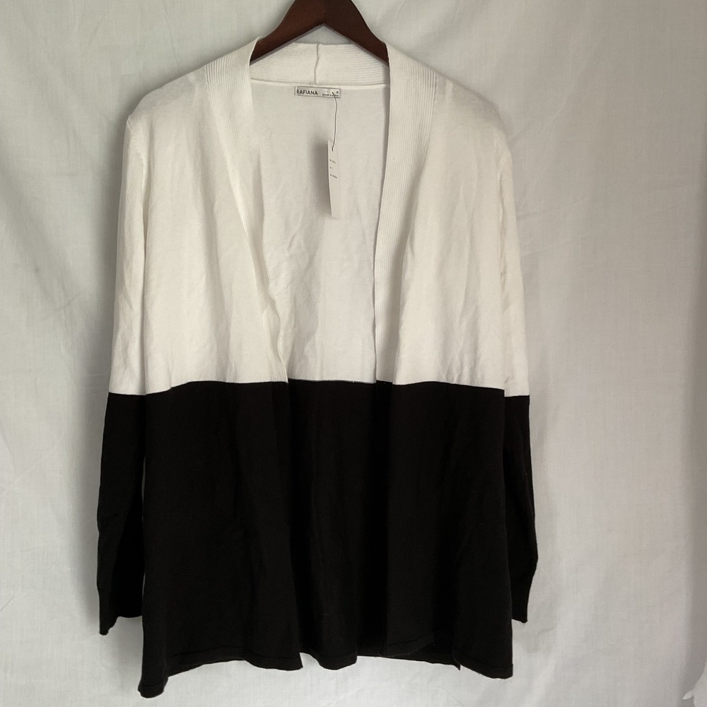 Rafiana cardigan size small 2 tone black white soft